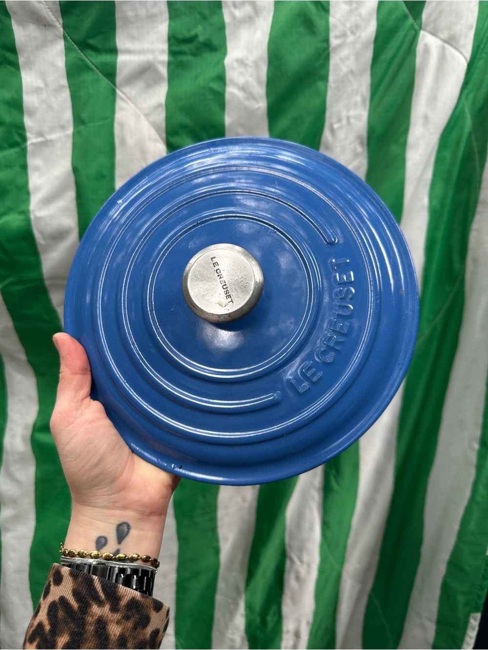 LE CREUSET replacement lid only #22 Dutch oven blue
